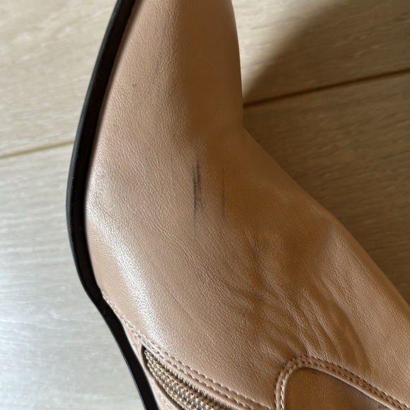 Jeffrey Campbell Ankle Booties! - Picture 3 of 5